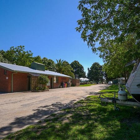 Big4 Wangaratta North Cedars Holiday Park Extérieur photo