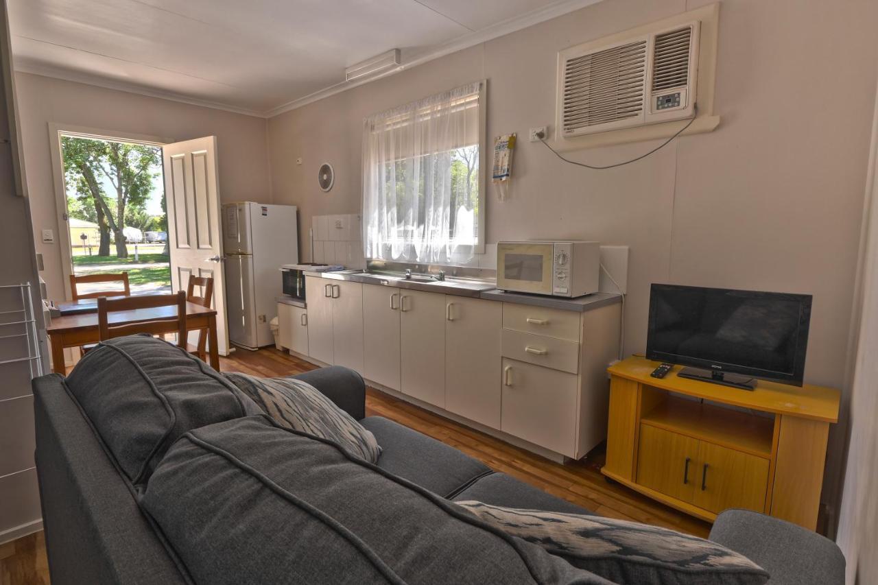Big4 Wangaratta North Cedars Holiday Park Extérieur photo