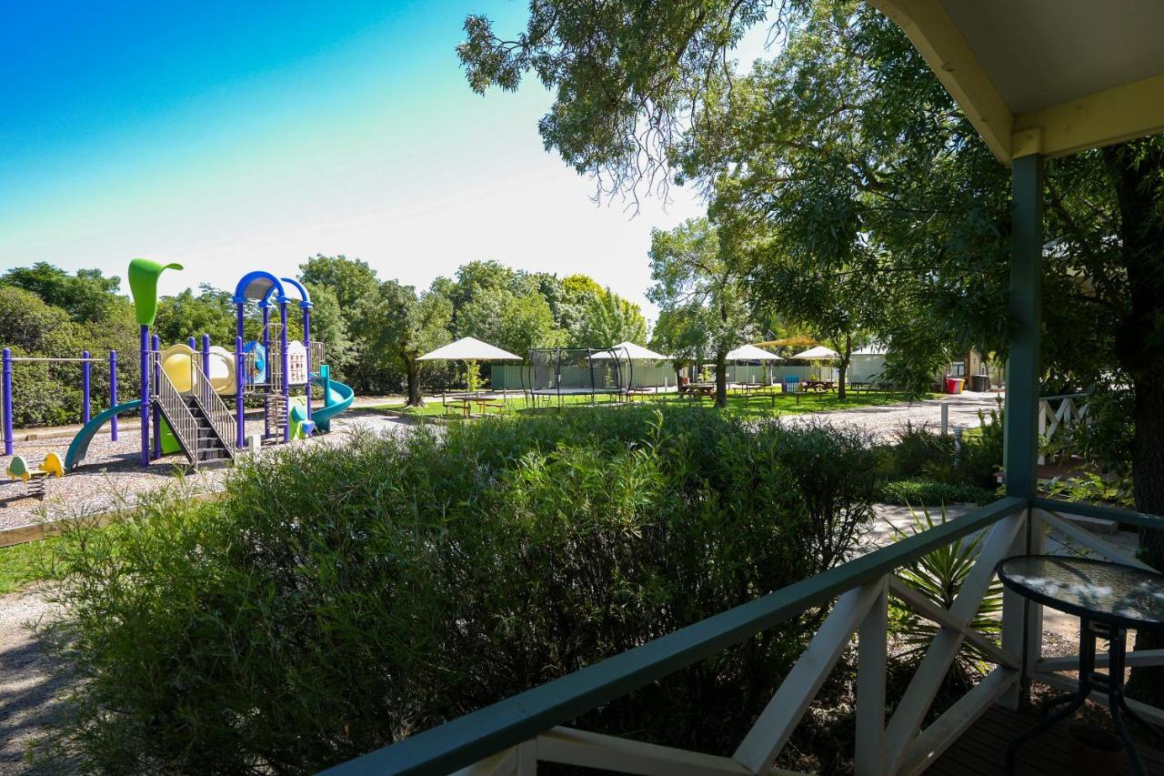 Big4 Wangaratta North Cedars Holiday Park Extérieur photo