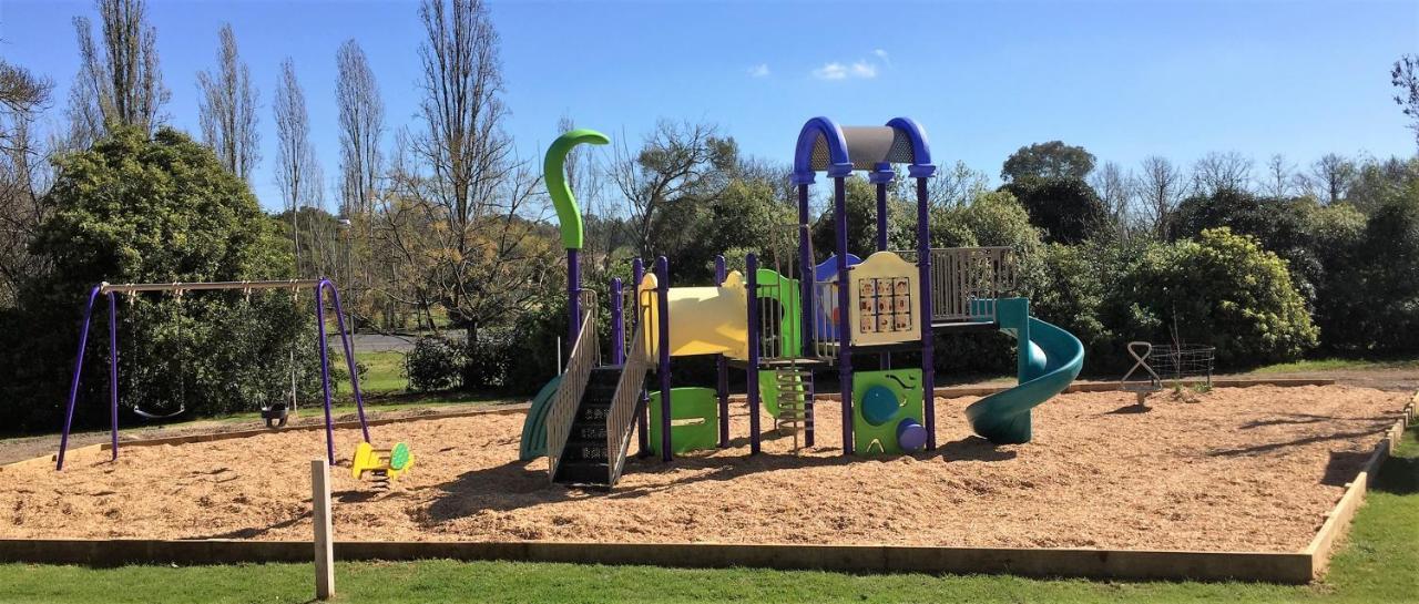 Big4 Wangaratta North Cedars Holiday Park Extérieur photo